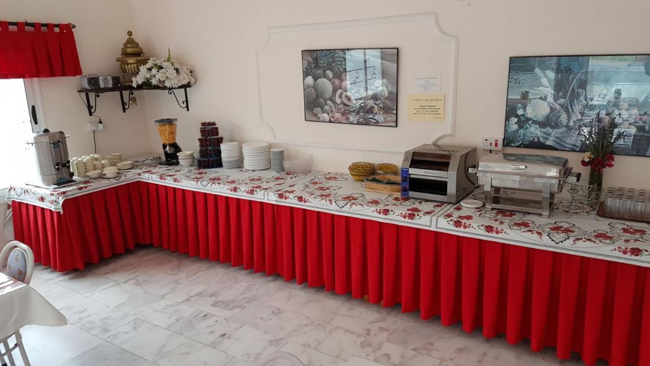 Citrus Tree Gardens Hotel Karavas  Екстериор снимка